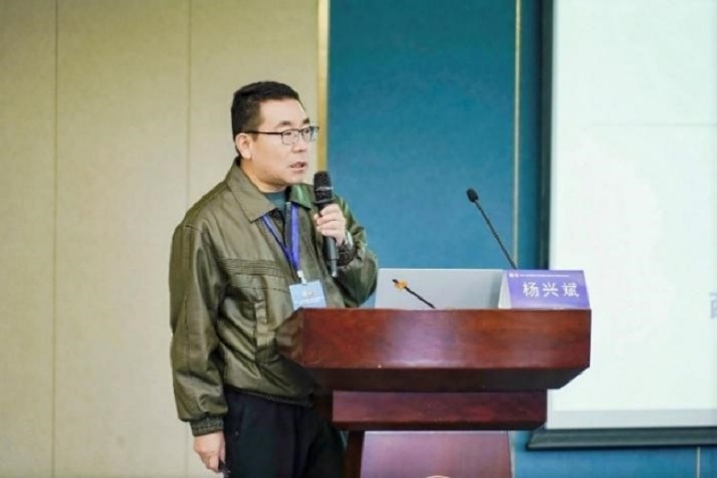 杨兴斌.jpg